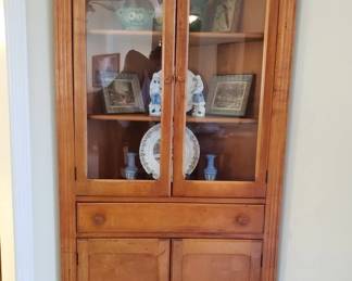 Corner china cabinet