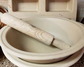 Pampered Chef stoneware