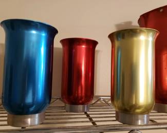 A closer look at the anodized aluminum tumblers