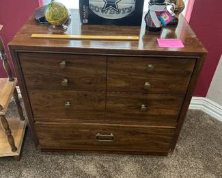 Drexel MCM chest