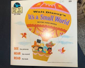It’s a small world 1960s 45 and storybook