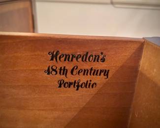 Henredon 18th Century Portfolio Hepplewhite-style mahogany serpentine sideboard with inlays - 72” x 24” x 37”