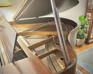 Conover Cable baby grand piano CC-172 and needlepoint bench 