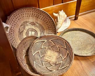 Zimbabwe woven baskets