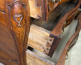 Temon, Dovetail Construction