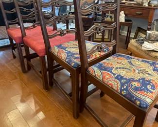 Set of dining chairs w/2 arm chairs