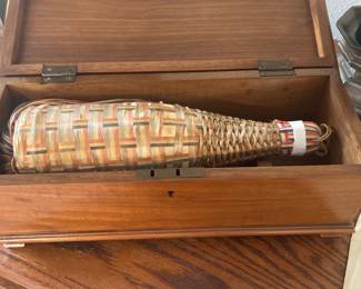 Bottle used to launch the LS619 in 1944