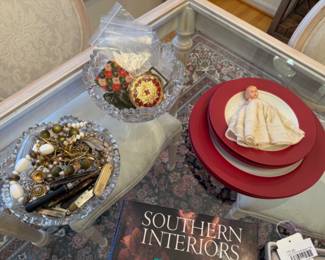 Southern Interiors hard copy, misc jewelery