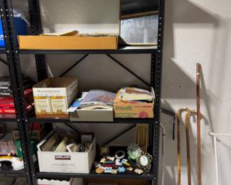 Canes, Shelves