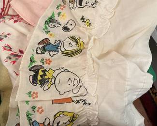 Peanuts curtain set
