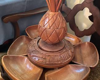 Pineapple lazy susan