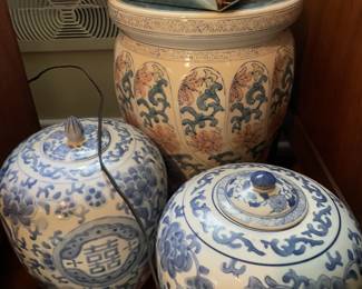 Ginger Jars, Garden stool