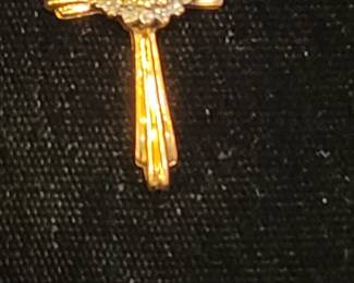 14K and Diamonds pendant 