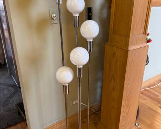 $1200 Robert Stonneman floor fixture