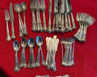 Gorham Sterling Silver Flatware - Chantilly - 90 Pieces
