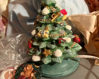 . . . vintage Christmas tree