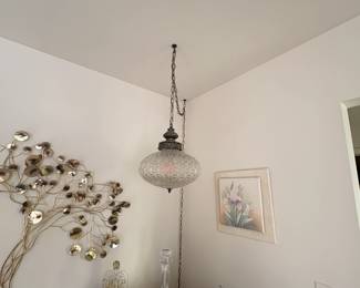 . . . love this retro hanging lamp