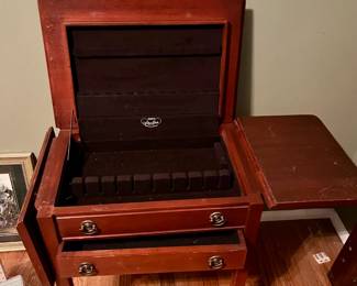 Silverware cabinet / table