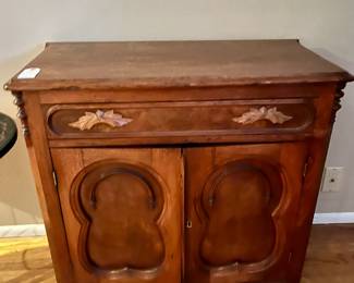 Gorgeous oak cupboard