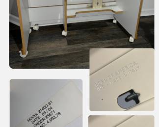 HORN OF AMERICA MADE IN ITALY SEWING TABLE