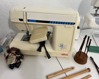 Elna Heirloom Edition 6005 Sewing Machine