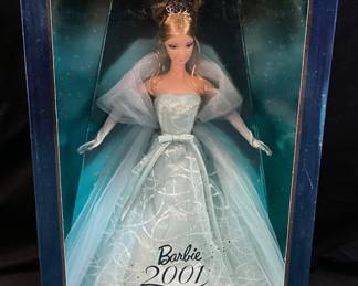 2001 COLLECTOR EDITION BARBIE DOLL