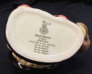 1970 ROYAL DOULTON MAD HATTER MUG, 4.75’’ H &