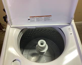 MAYTAG WASHER, MODEL MVW4505MW0