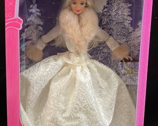 1998 SPECIAL EDITION WINTER EVENING BARBIE DOLL