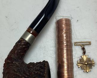 ASSORTED COLLECTIBLES, 1995 PENNIES ROLL, VTG. TOBACCO PIPE, FLYING CROSS MEDAL