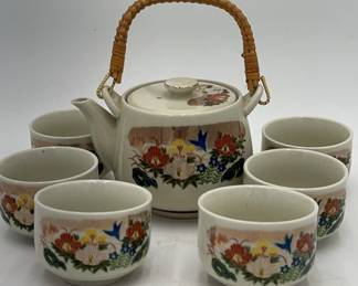 Vintage Japanese Satsuma Tea Set: 7pcs