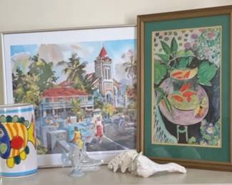 Church in port Antonio, Jamaica, goldfish artwork, fish vase
