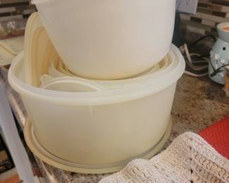 tupperware