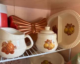 Treasure Craft Apple/Acorn Pattern Creamer, Sugar, Divided Serving Dish