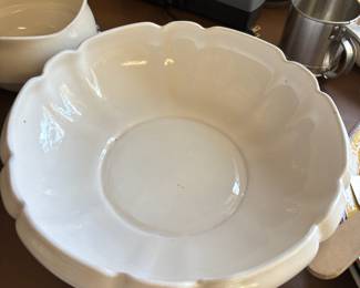 California Pottery White Ribbed Console Bowl 