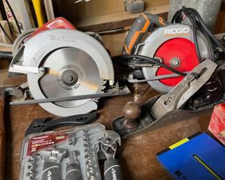 Makita Circular Saw – Model M513, Ridgid 12 Amp Corded 6-1/2 in. Compact Framing Circular Saw