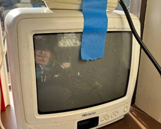 1999 Memorex White TV