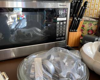 Panasonic Stainless Steel Microwave Oven 