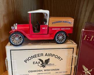 Pioneer Airport EAA Oshkosh Wisconsin 1:25 Die Cast Bank