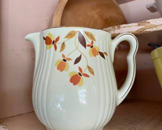 1940's Hall's Superior Autumn Leaf Pitcher