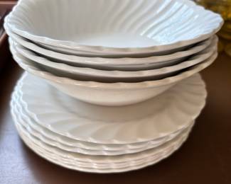 Johnson Brothers Snowhite Regency Swirl Ironstone - 4 Small Bowls, 6 Bread & Butter Plates