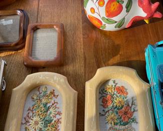 Bennington Potters Hand Painted Ceramic Chicken 