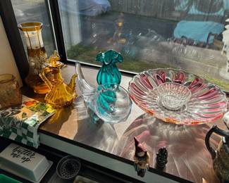 Blown Glass Turquoise Glass Ruffled Edge Vase, Cranberry & Clear Scalloped Edge Centerpiece Bowl