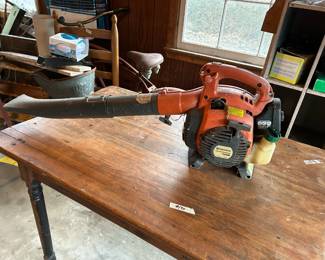 #195 Husqvarna 125b blower $25.00