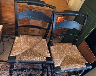 #19 Set of 2 Wood Black Painted Dining Chairs w/rushing Seats $40.00