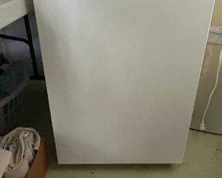 #179 Woods Tall Dorm - working $65.00