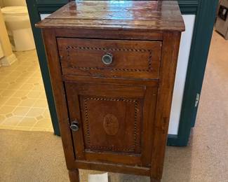 #6 Wood End Table w/1 drawer & 1 door - inlay (as is cracked and top finish) - 16x14x31 $35.00