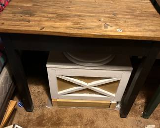 #113 Wood table, black Painted legs, natural wood top, as in finish top 30x20x28 $20.00