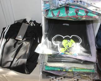 * Adidas
* Air Jordan
* Wood
* Boundless NYC
* Cashletes
* Cheap Monday
* DON Clothing
* Dunkel
* Eddie Bauer
* Format
* Fried Rice
* Fruit of the Loom
* GUESS
* MHI
* MK13
* Pendleton
* Sassoon
* Star Wars
* The Arrow Company
* WESC