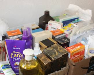 bathroom toiletries, food bath, mens cologne